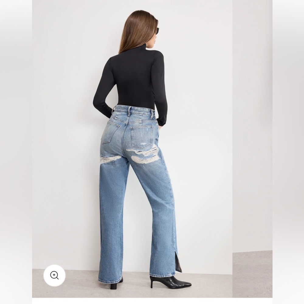 Good American Khloe Jeans - Picture 2 of 8